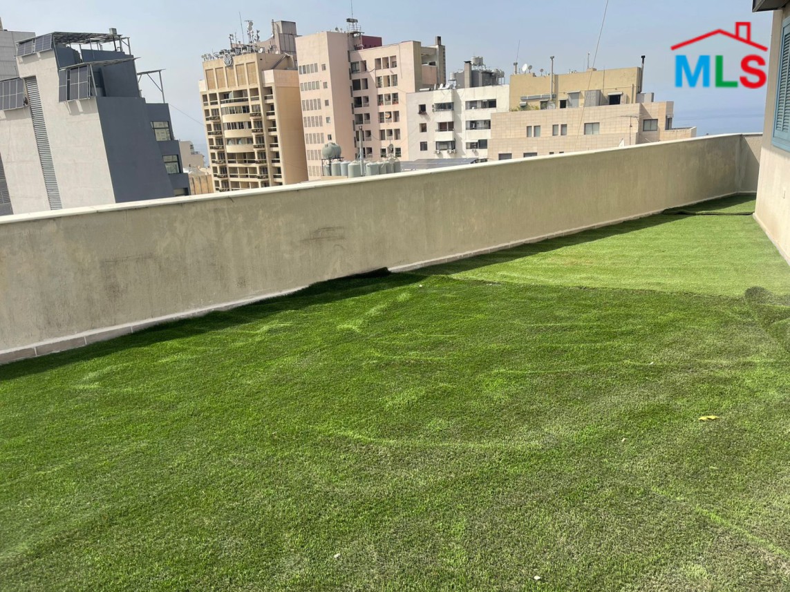 Office With Terrace For Rent in Hamra, Ras Beirut