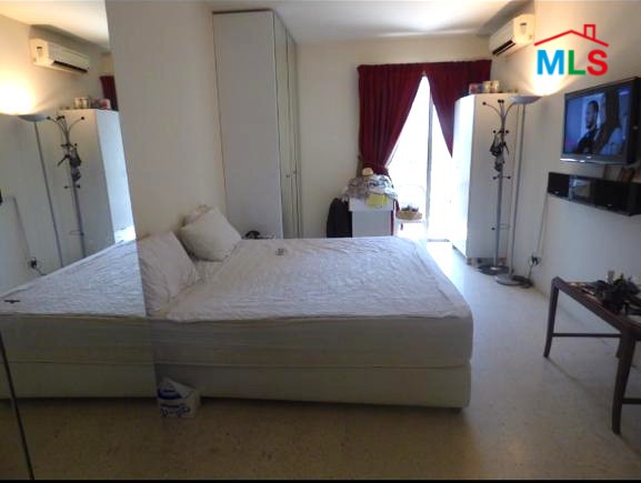 Renovated And Furnished Apartment For Rent in Achrafieh