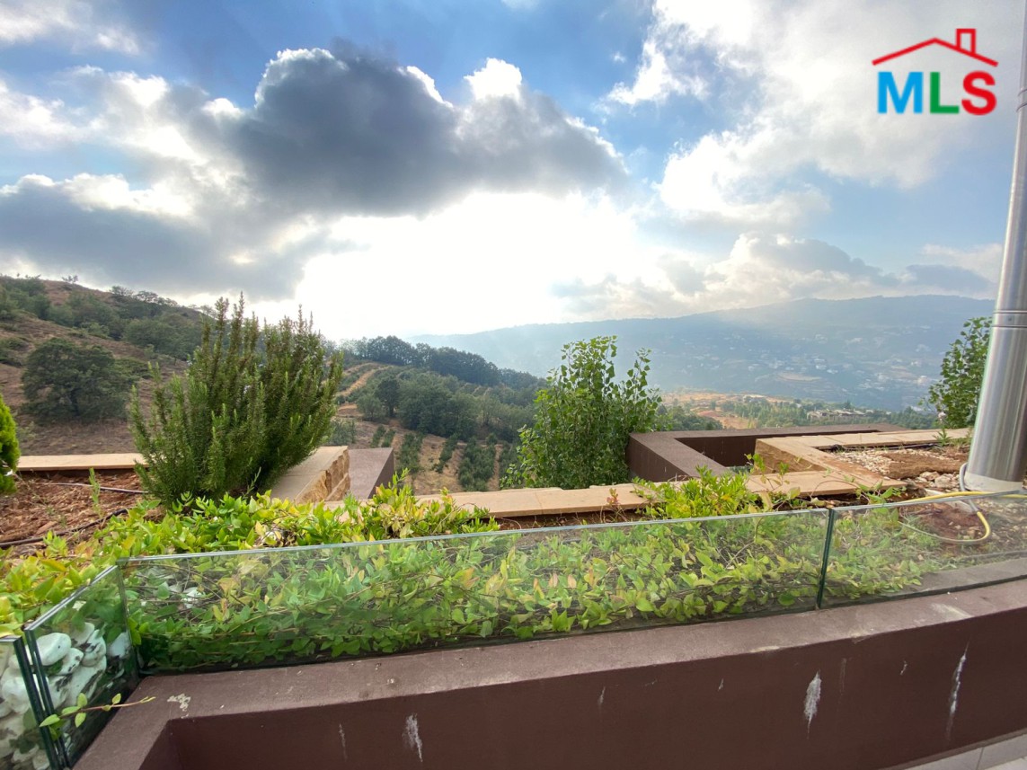 Fully Furnished Duplex Chalet with Terrace for Rent in RedRock Faqra