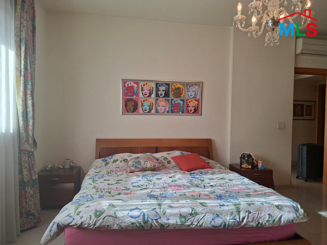 Modern & Furnished 3-Bedroom Apartment For Rent in Sanayeh, Ras Beirut