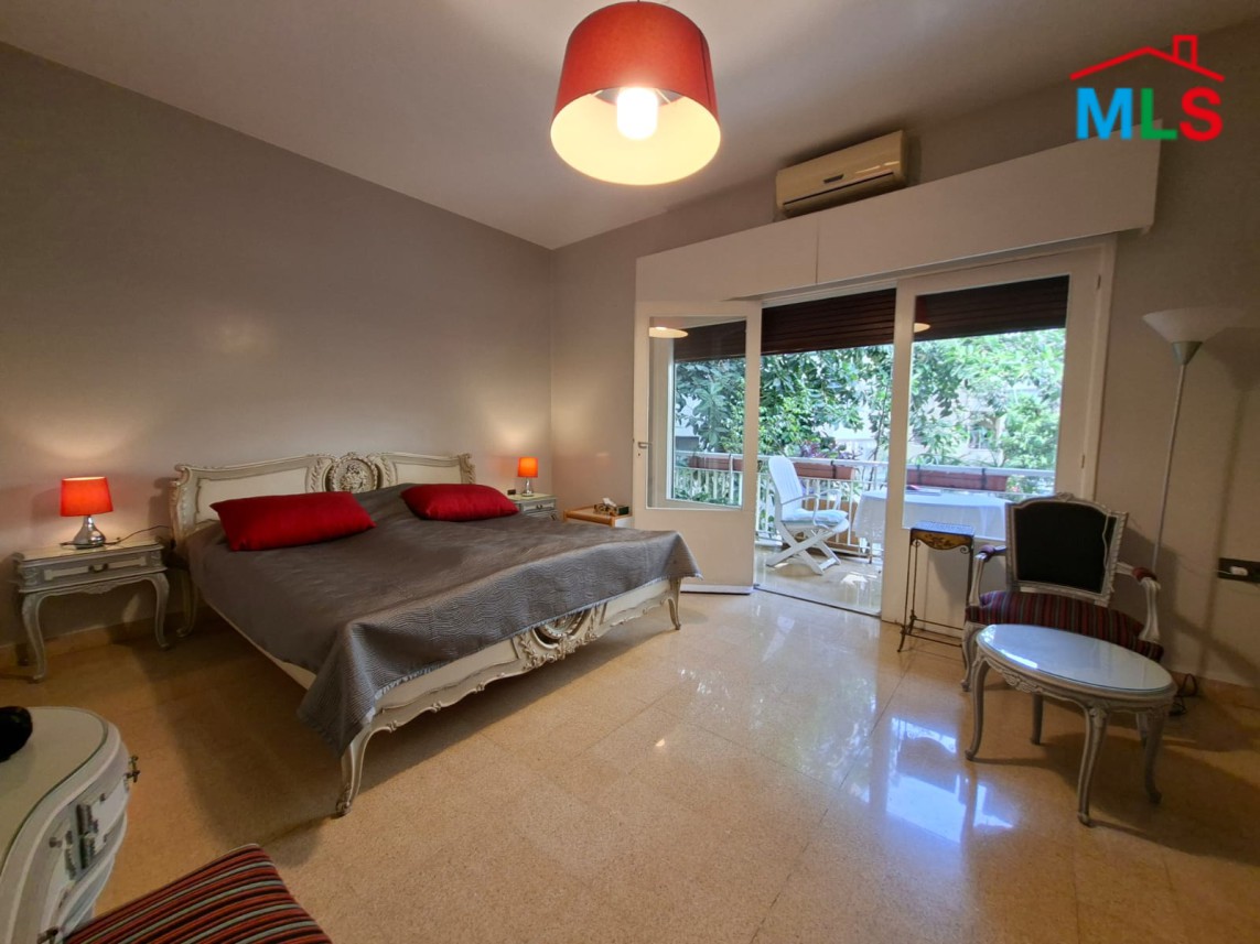 Charming 3-Bedroom Apartment For Rent in Hamra, Close to AUH