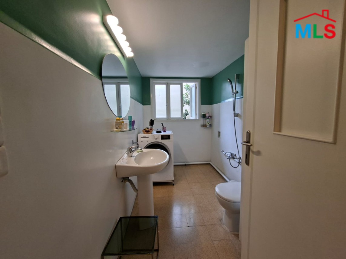 Charming 3-Bedroom Apartment For Rent in Hamra, Close to AUH