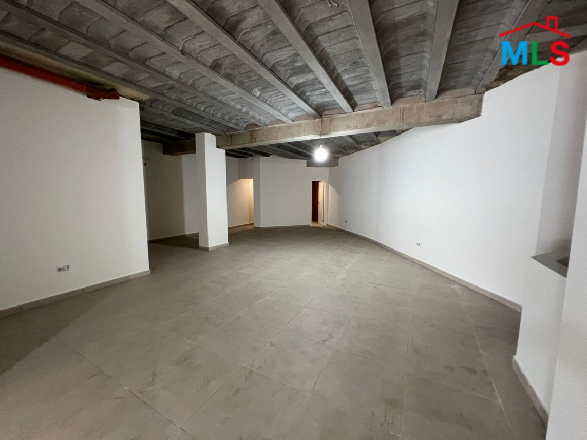 Duplex Shop For Rent On The Main Road In Adma