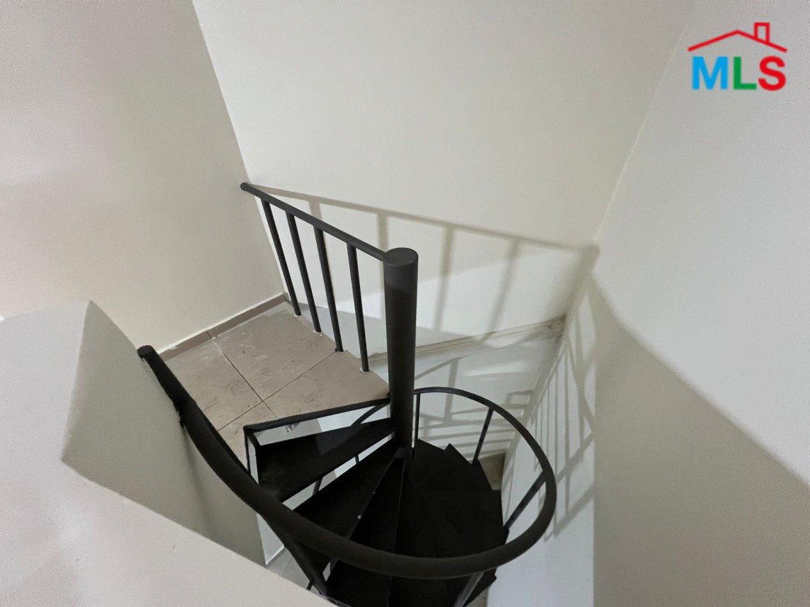 Duplex Shop For Rent On The Main Road In Adma