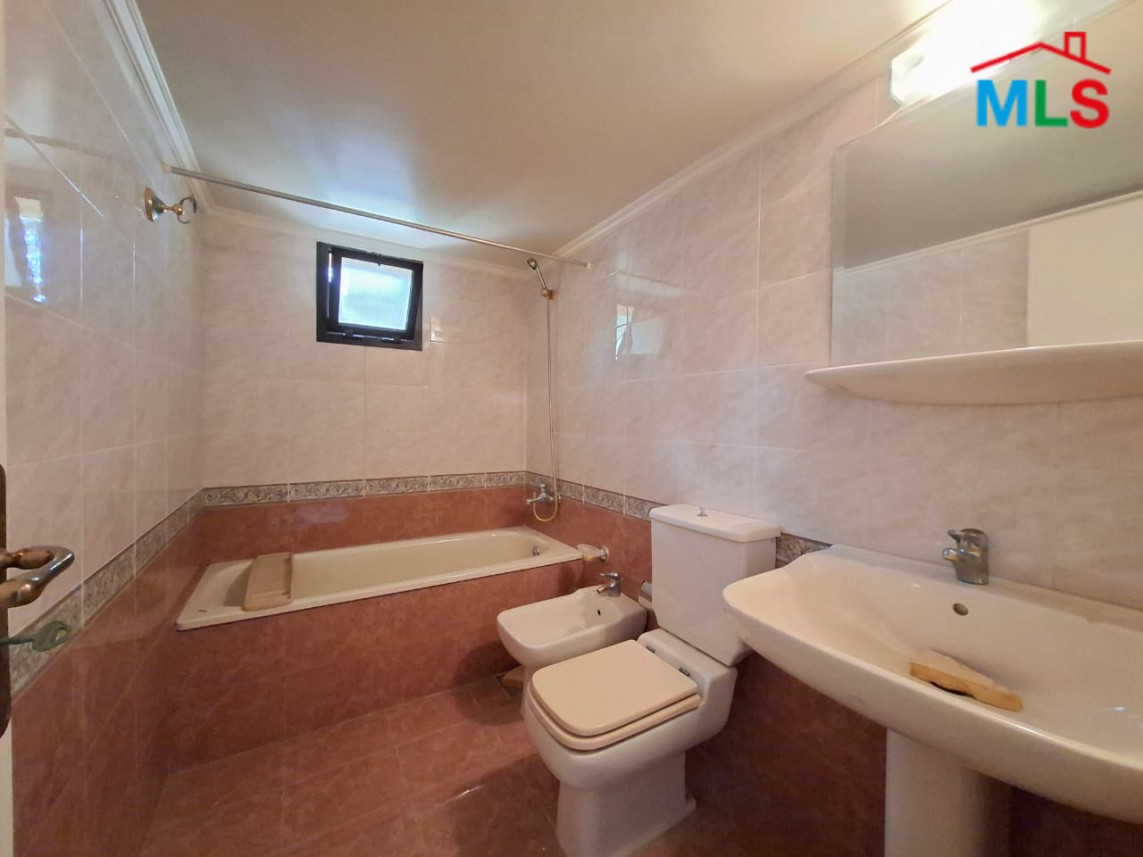 Spacious Apartment With Lovely Mountain View For Rent in Klayaat