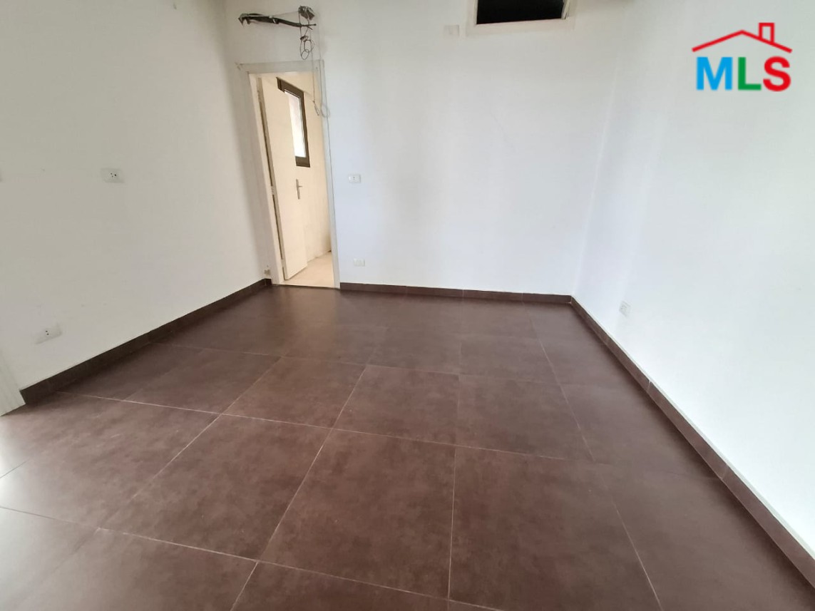 Spacious Office With Seaview For Rent in Haret Sakher