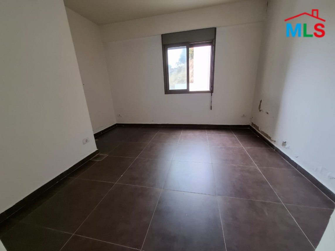 Spacious Office With Seaview For Rent in Haret Sakher