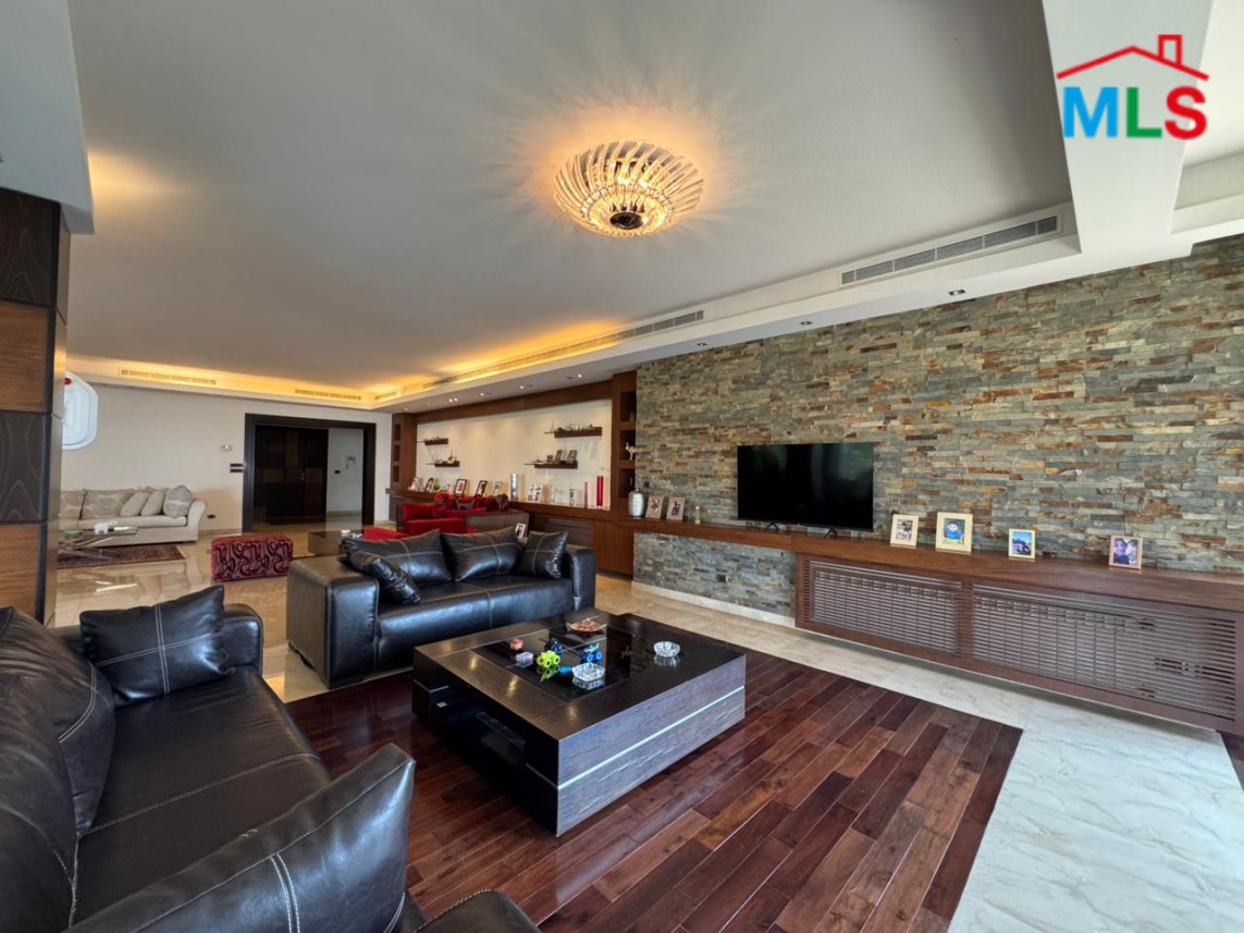 Fully Furnished Apartment With Garden For Rent in a Calm Area in Monteverde