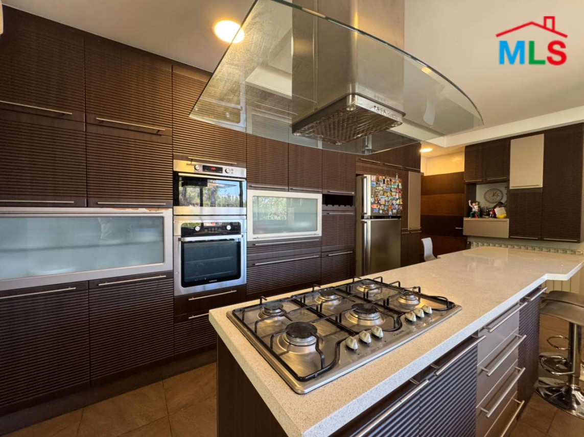 Fully Furnished Apartment With Garden For Rent in a Calm Area in Monteverde