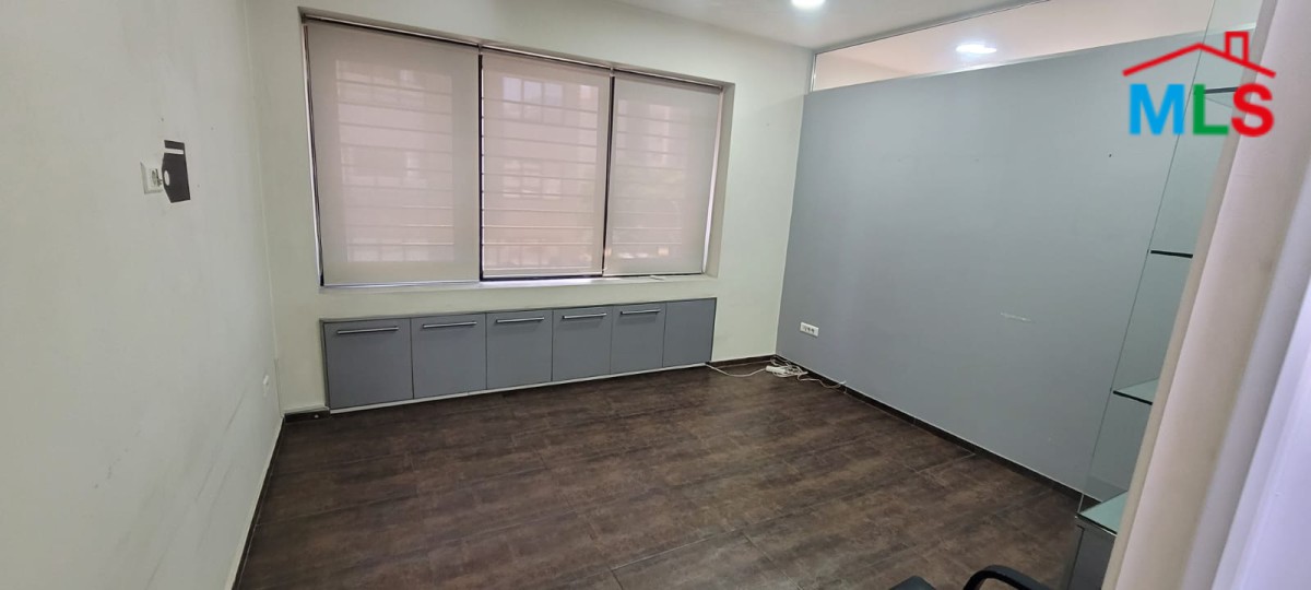 150 SQM Office For Rent in Sin EL Fil