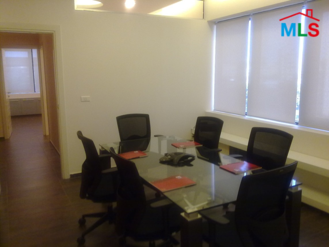 150 SQM Office For Rent in Sin EL Fil