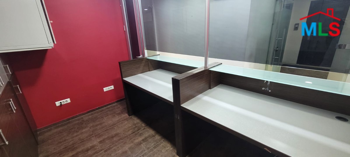 150 SQM Office For Rent in Sin EL Fil