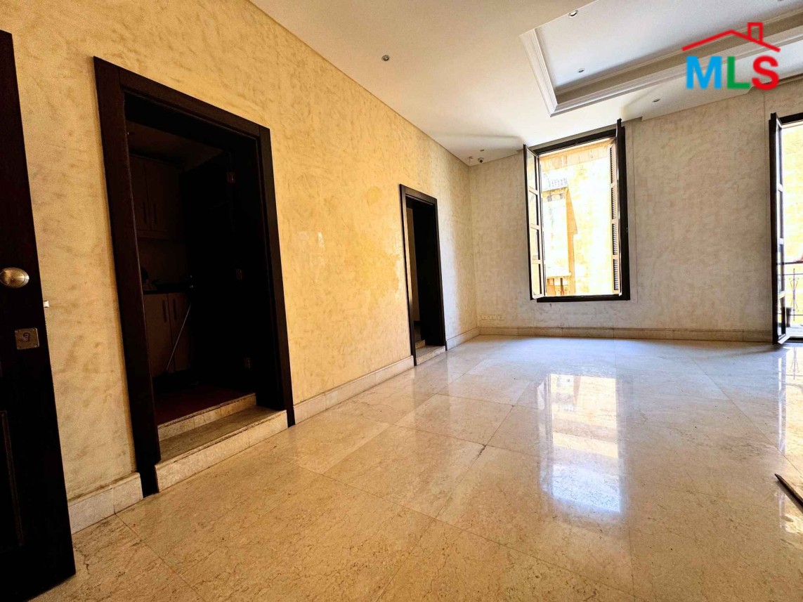 High-End 124 SQM Office For Rent in Prime Location in Down Town