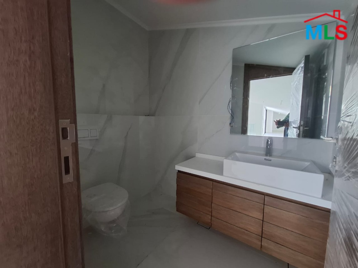 Luxurious Duplex With Terrace For Rent In Achkout Village
