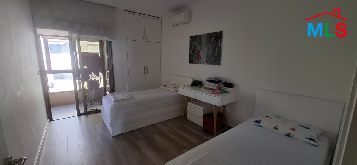 Fully Furnished Apartment With An Open View For Rent in Biakout