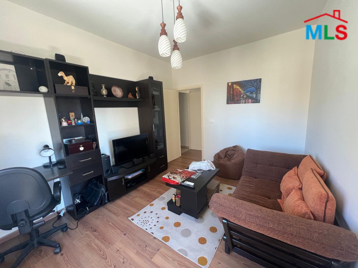 Furnished Spacious Apartment For Rent in Tilal Ain Saade