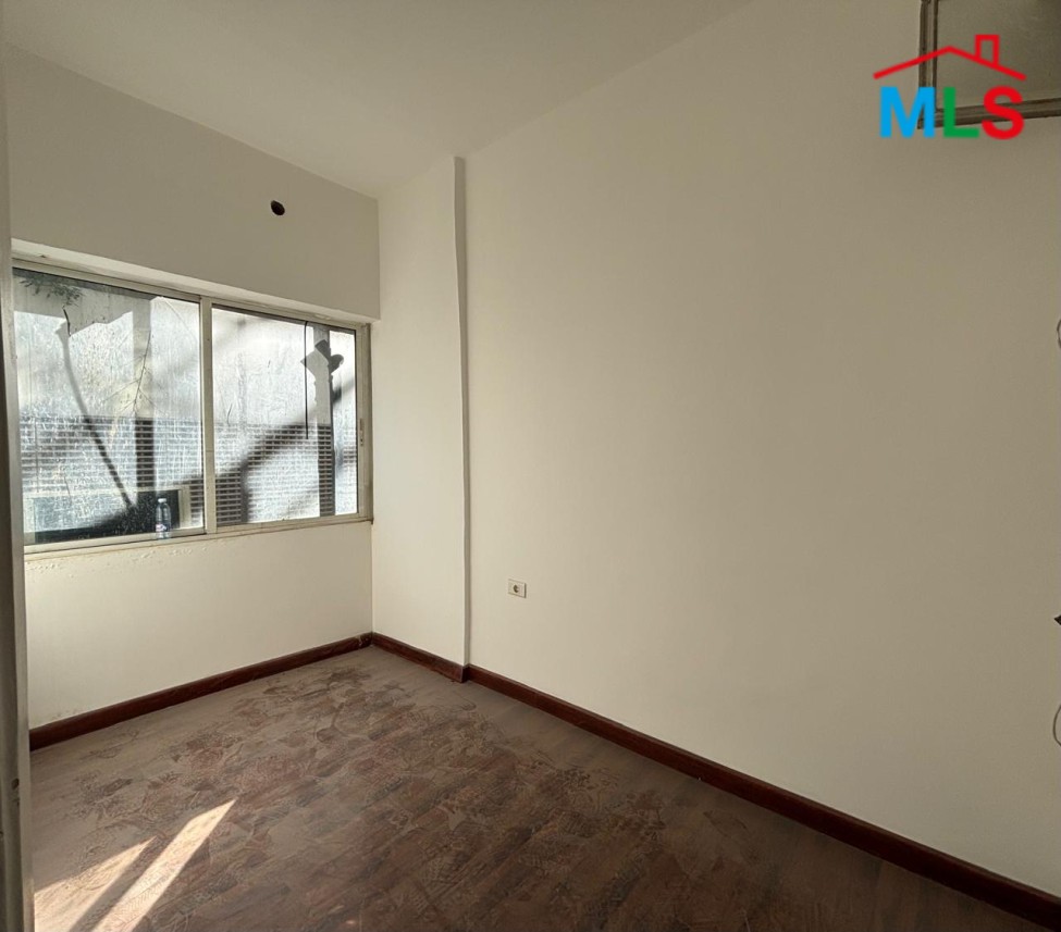 80 SQM Office For Rent in Badaro