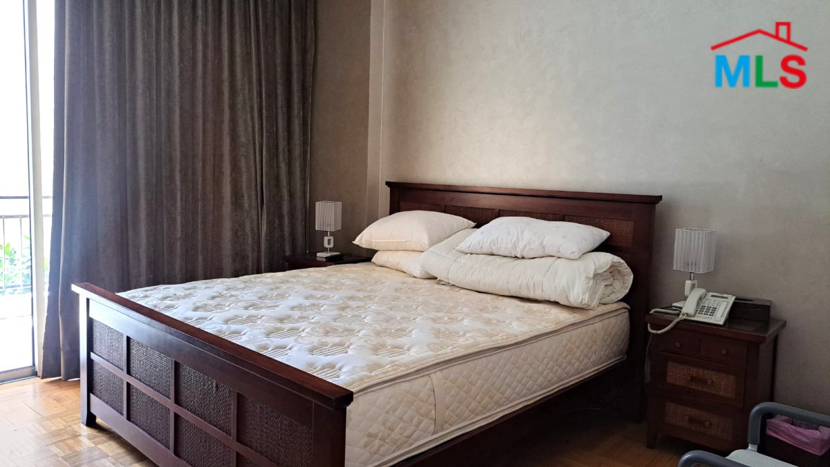 Spacious & Furnished Apartment For Rent in Koraytem, Ras Beirut