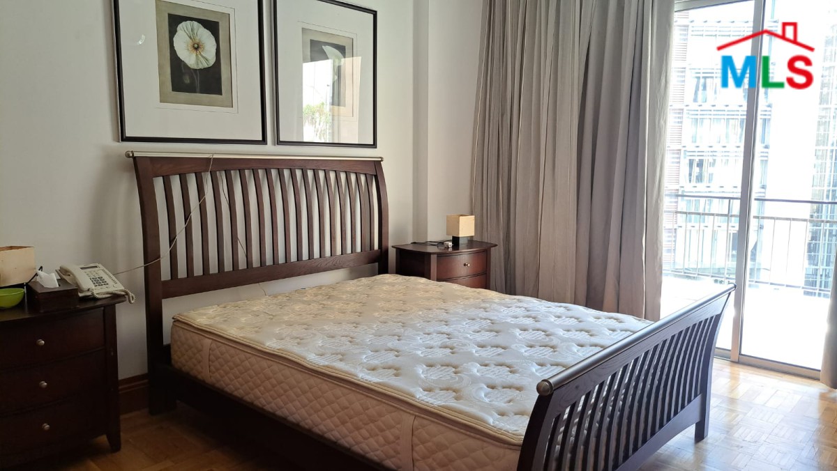 Spacious & Furnished Apartment For Rent in Koraytem, Ras Beirut