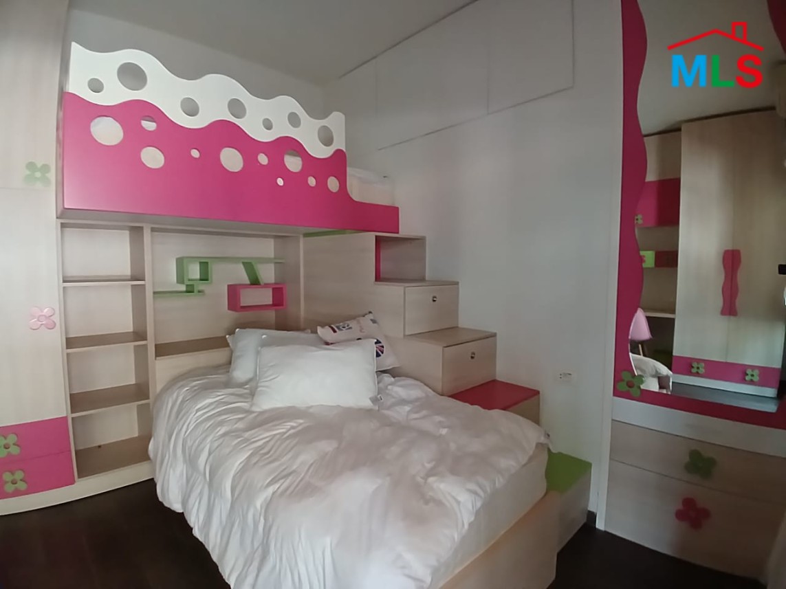 Fully Furnished Spacious & Decorated Apartment For Rent In Bsalim