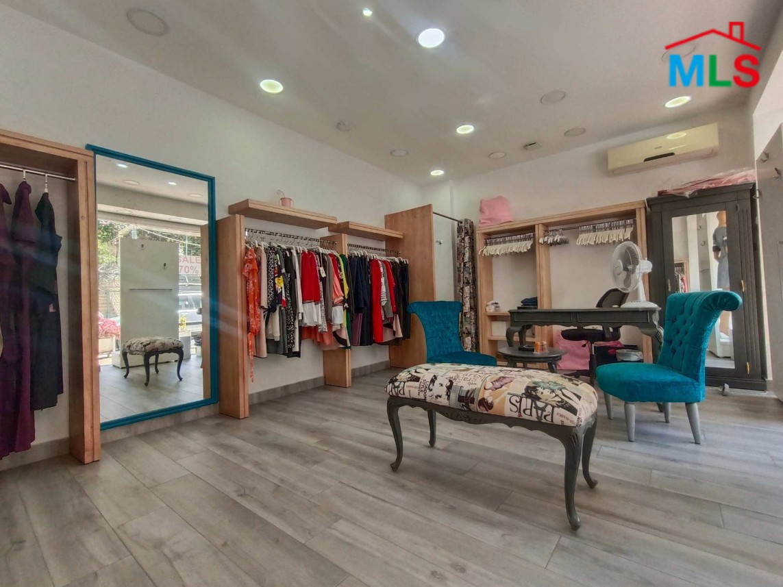 18 SQM Ready to Move-In Shop For Rent in Achrafieh, Sioufi