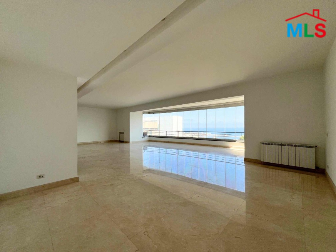 Spacious with Sea & City View Apartment For Rent in Achrafieh, Charles Malek