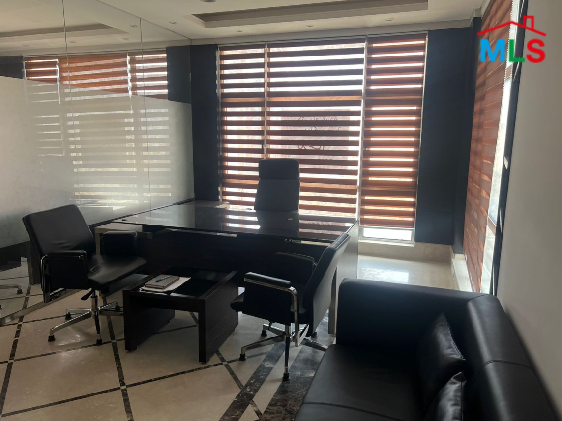 Furnished Office For Rent in Galerie Semaan