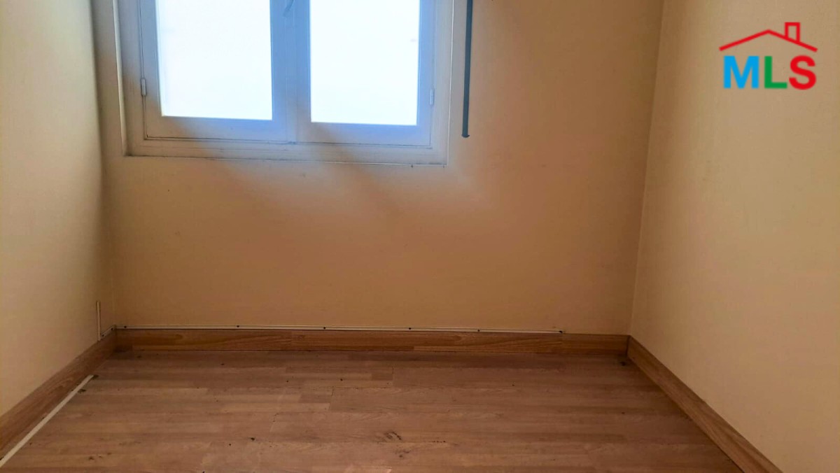 450 SQM Offices For Rent in Sanayeh, Ras Beirut