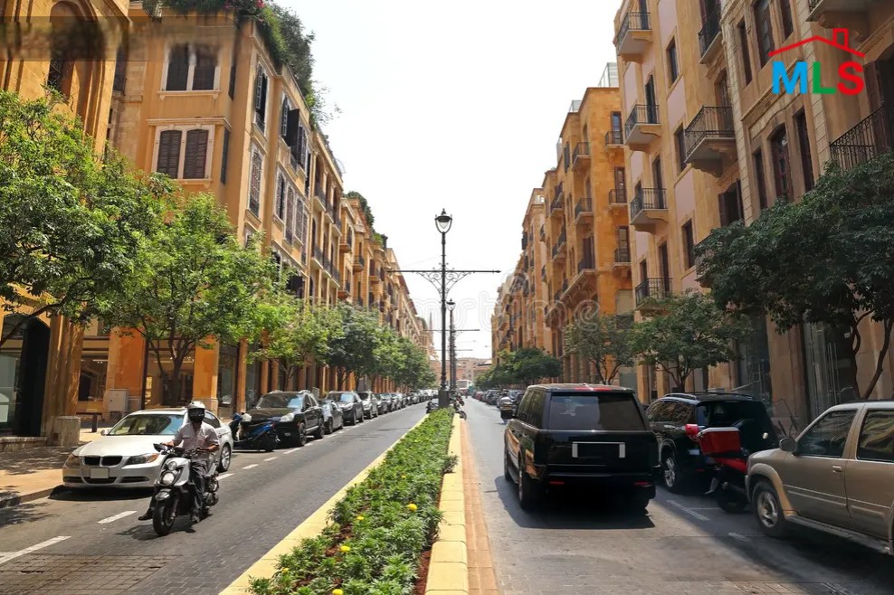 High-End Apartment For Rent in Prestigious Building in Down Town