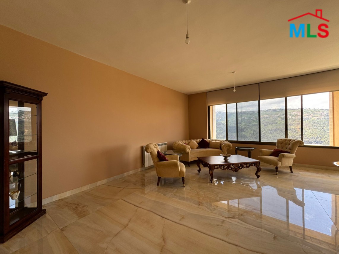 Fully Furnished Apartment For Rent in A Calm And Prime Location in Monteverde