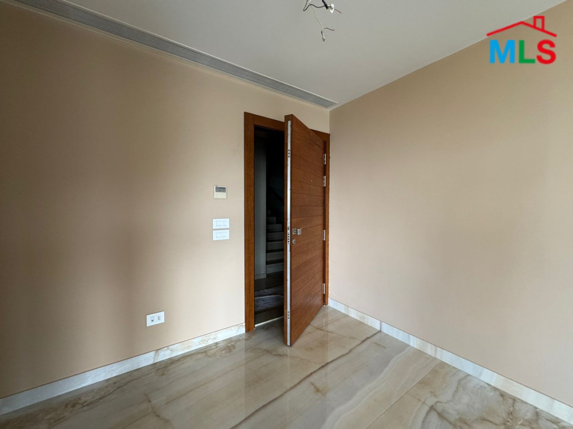Fully Furnished Apartment For Rent in A Calm And Prime Location in Monteverde