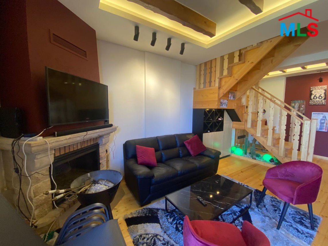 High-End Furnished Chalet With Garden For Rent in Fakra