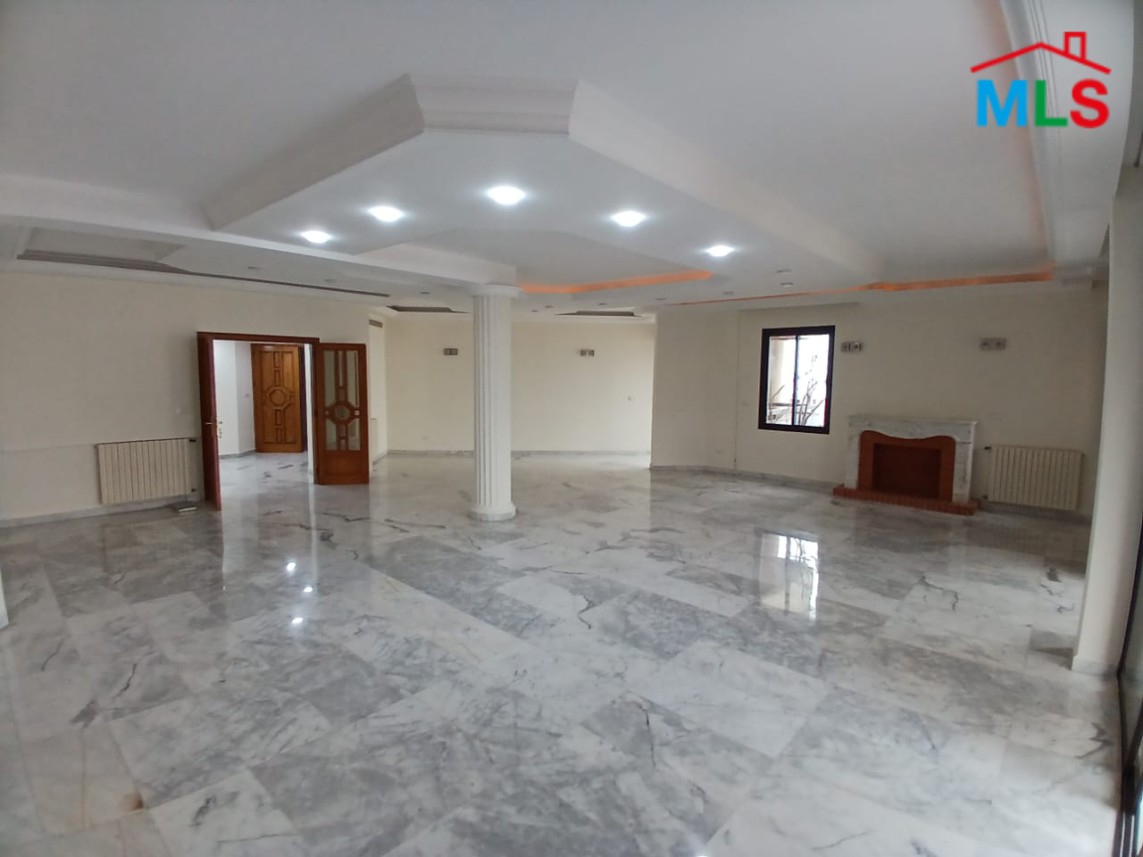 Spacious Apartment With Sea View For Rent in Biyada