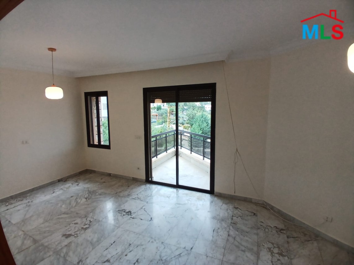 Spacious Apartment With Sea View For Rent in Biyada