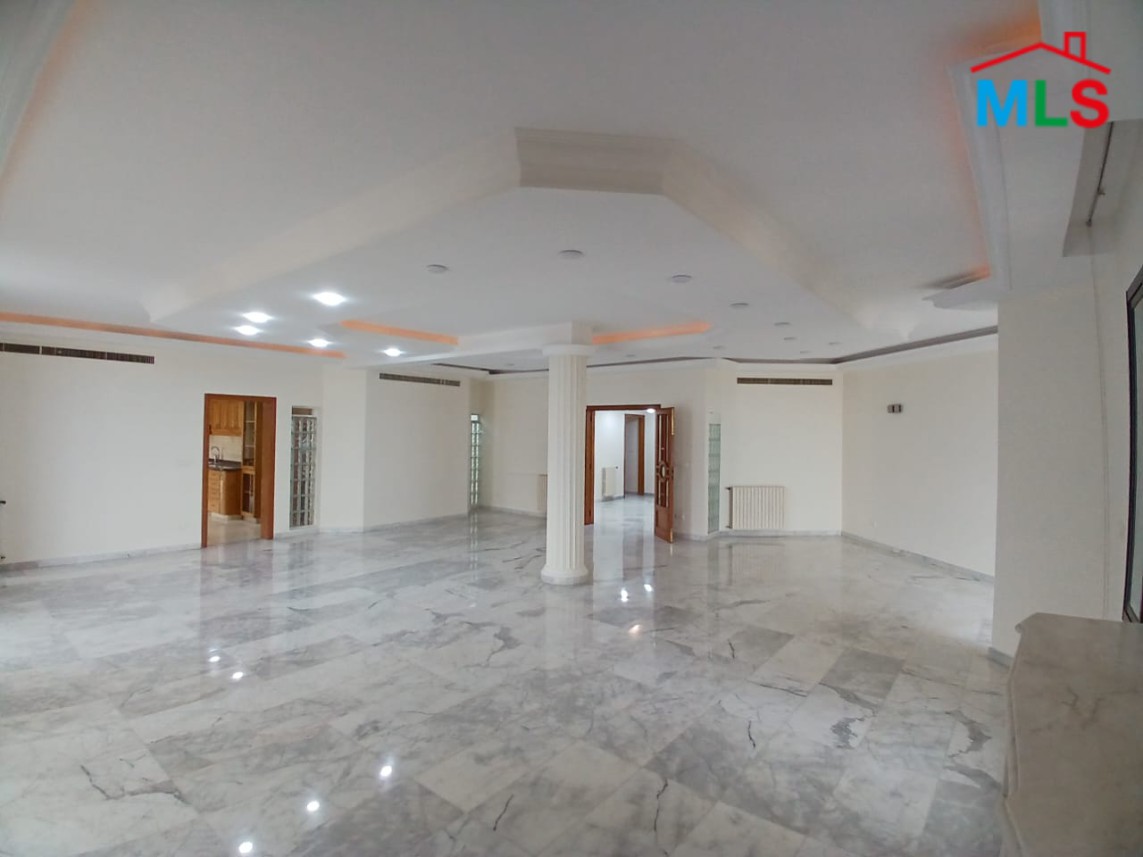 Spacious Apartment With Sea View For Rent in Biyada