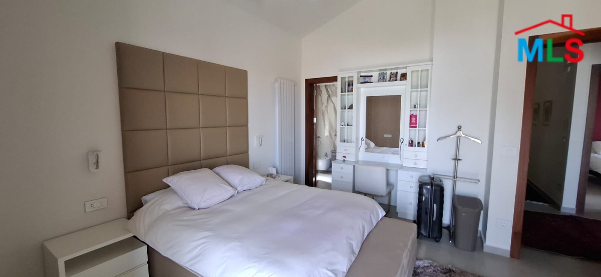 Fully Furnished Decorated Villa For Rent in Gated Community In Bikfaya
