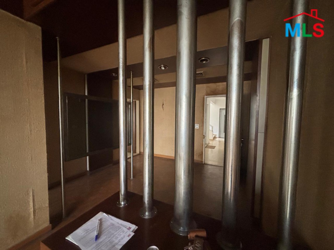 85 SQM Office For Rent in Badaro