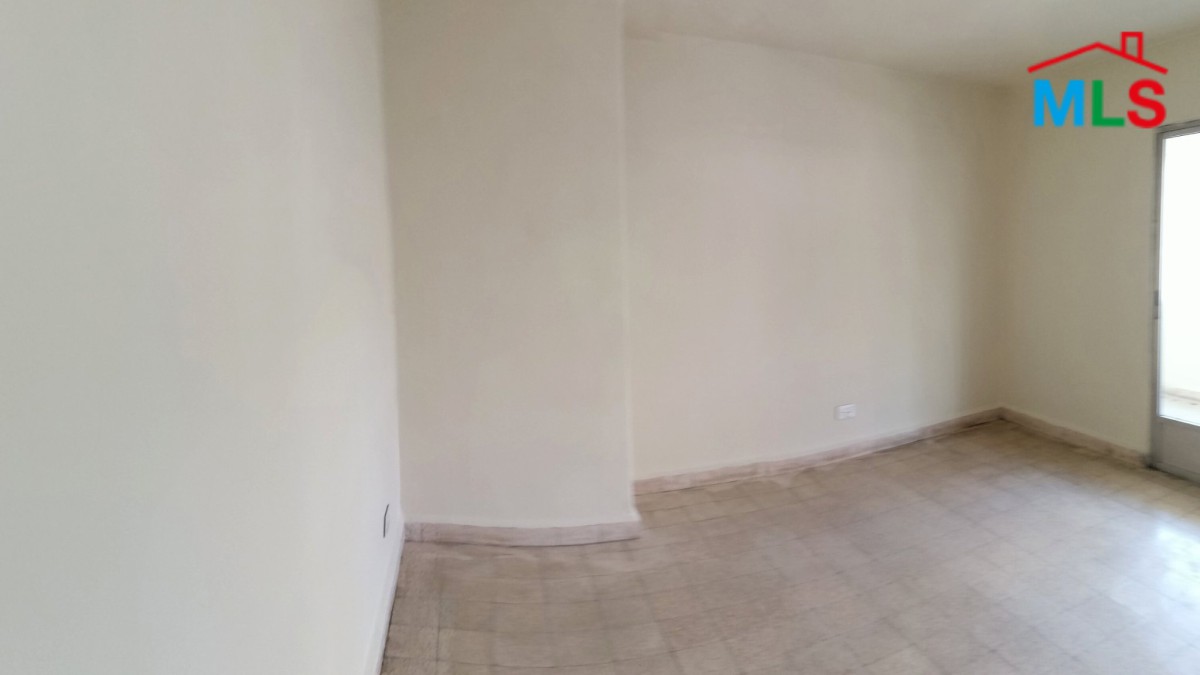 Bright Apartment For Rent in Achrafieh, Sioufi
