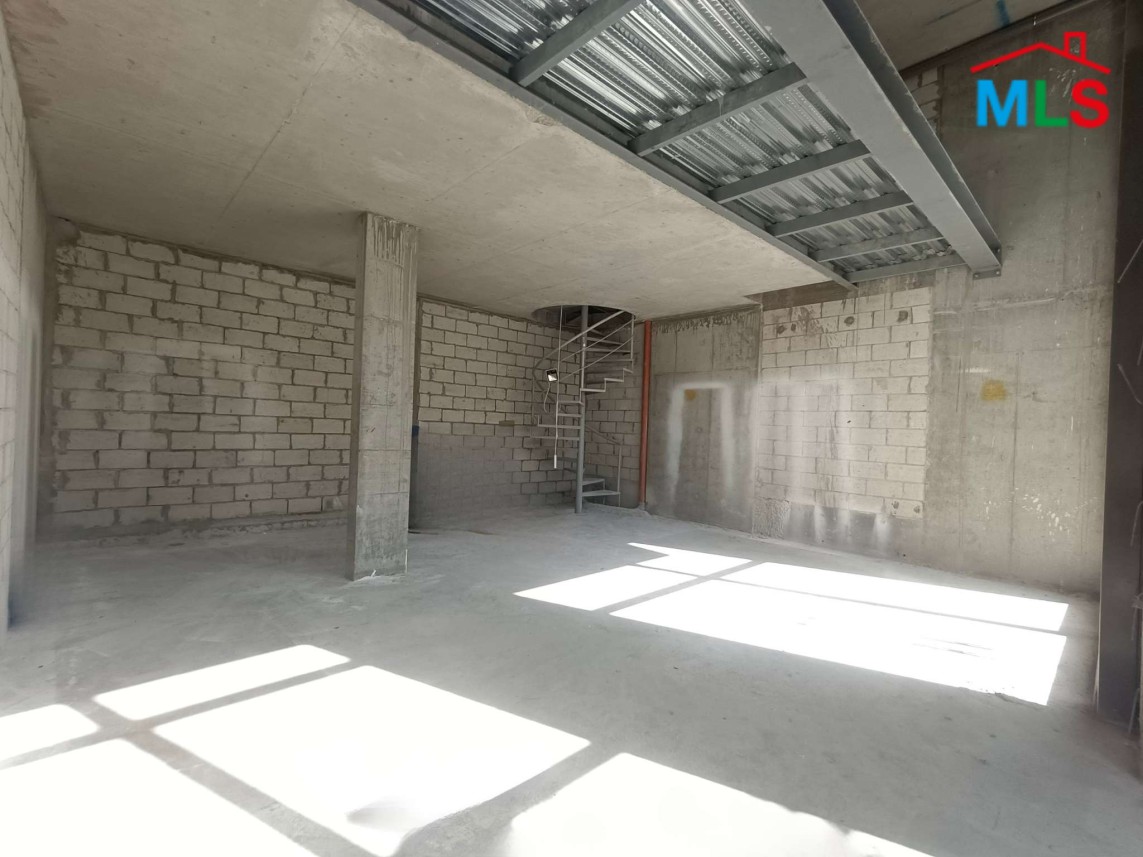 190 SQM Core & Shell Shop For Rent in Achrafieh, Soho