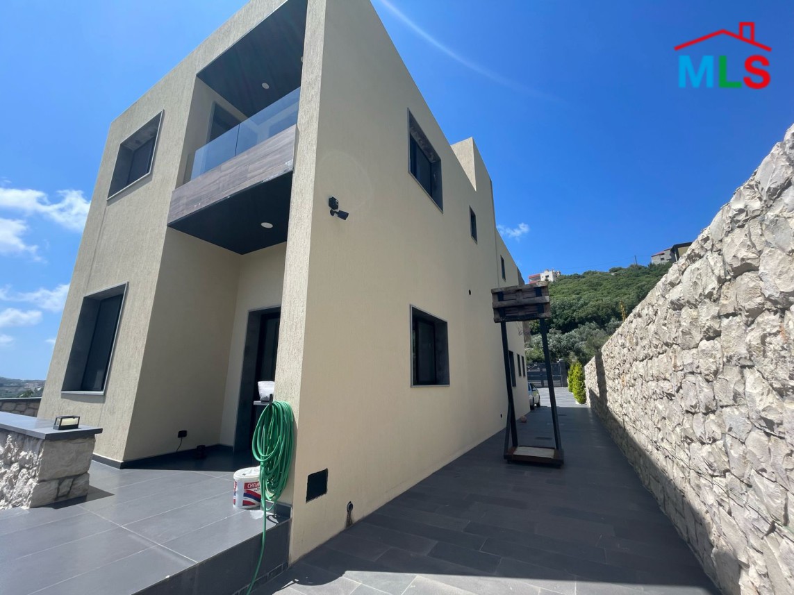 Furnished & Decorated Villa With High-End Finishing For Rent In Kour, Batroun