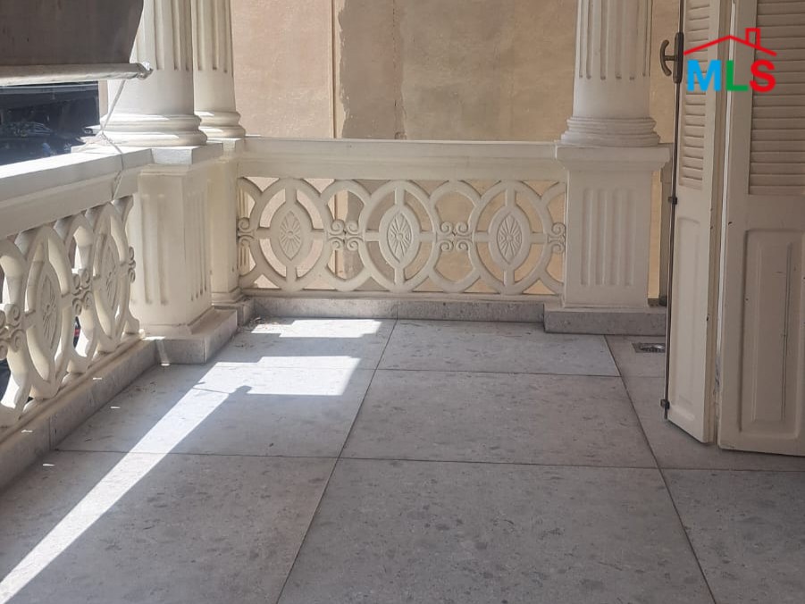 Furnished 3-Bedroom Apartment For Rent in Ain Al Mraiseh, Ras Beirut