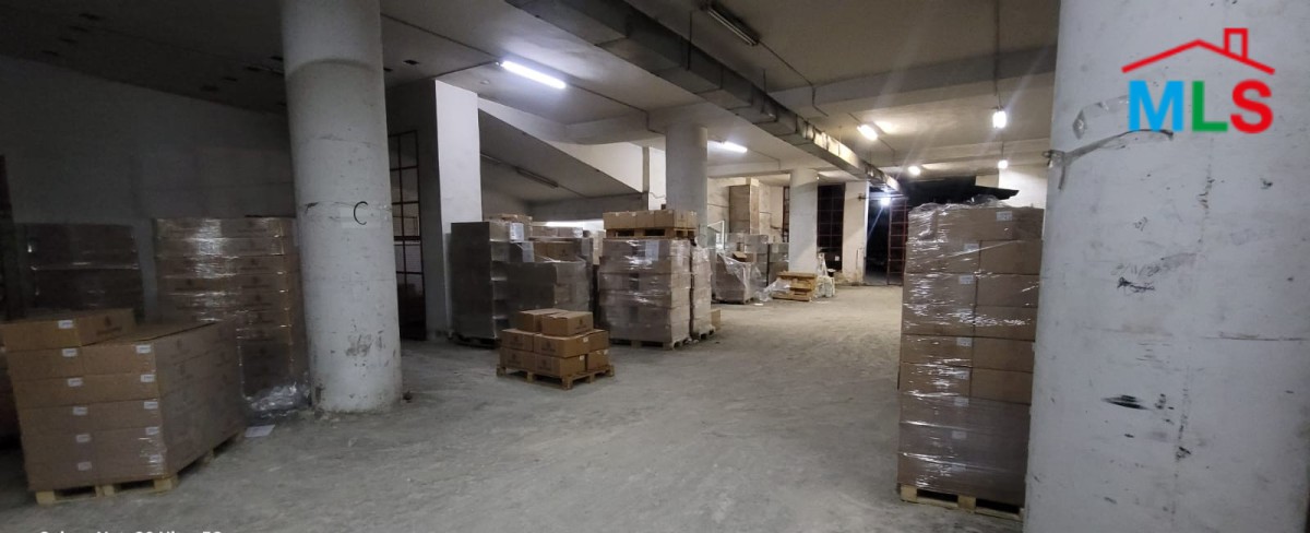 900 SQM Warehouse For Rent On The Highway Of Jounieh