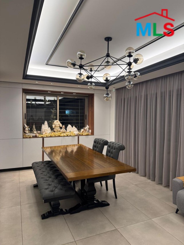 A Luxurious High-End Furnished Duplex For Rent in Biyada