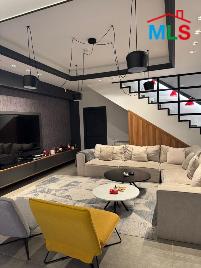 A Luxurious High-End Furnished Duplex For Rent in Biyada