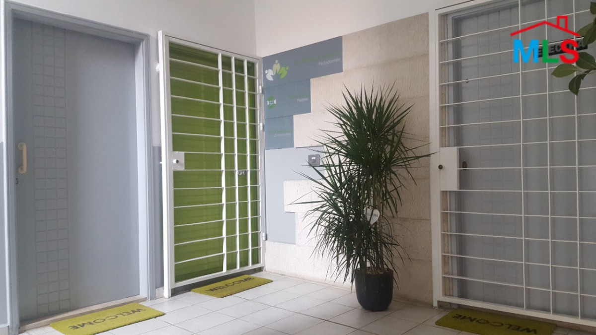 50 SQM Office For Rent in Ballouneh