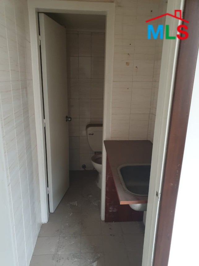 50 SQM Office For Rent in Jdeideh