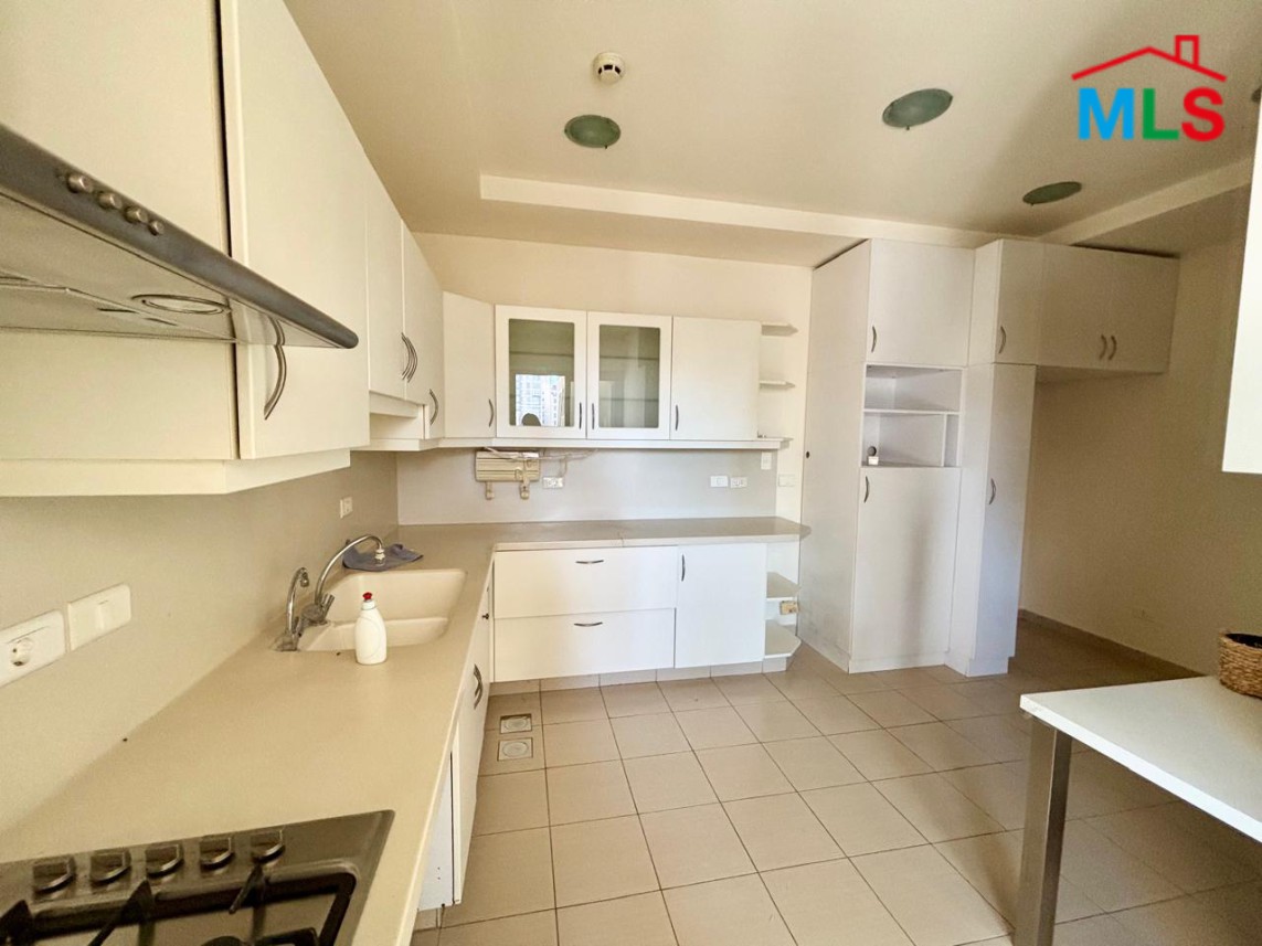 3-Bedroom Apartment For Rent in Badaro