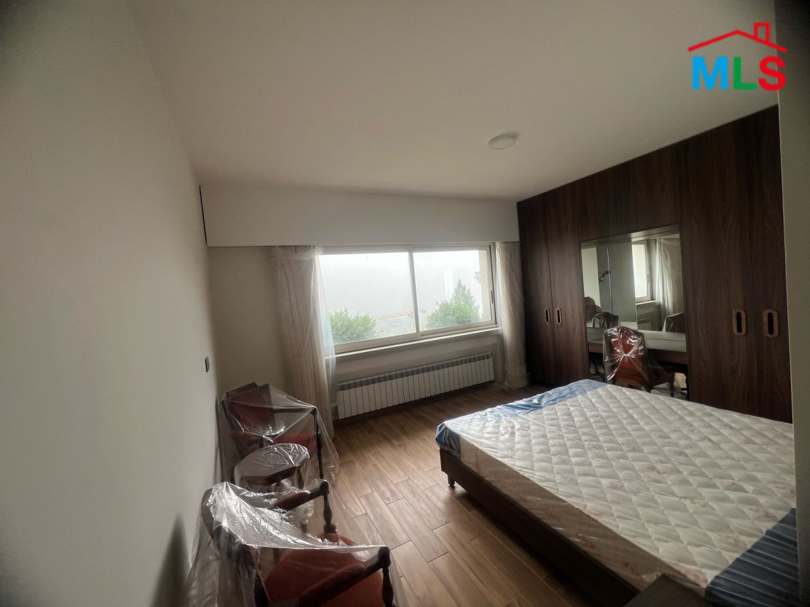 Chalet With High-End Finishing For Rent in Fakra Club