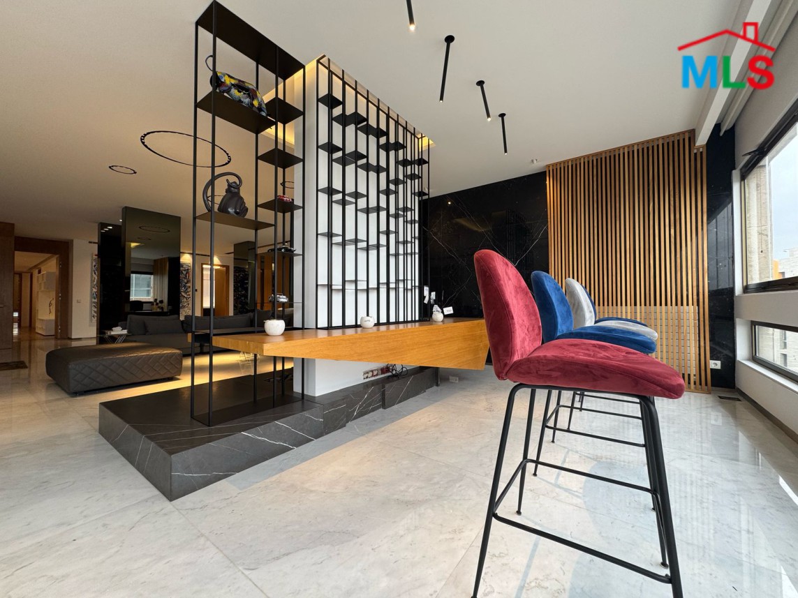 Fully Furnished High-End Finishing Apartment For Rent in Beit Meri