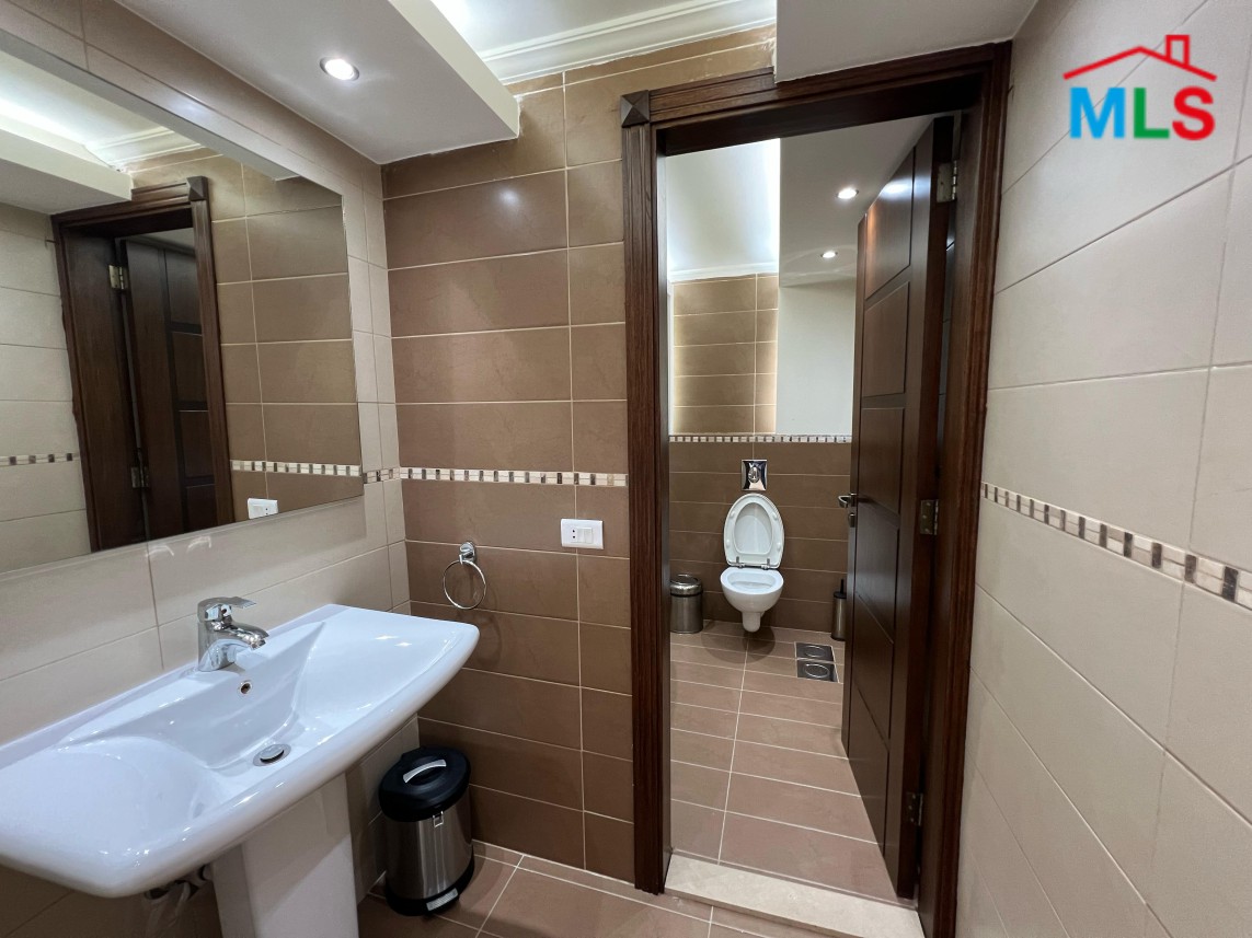 Fully Furnished Luxurious Villa For Rent in Fatqa